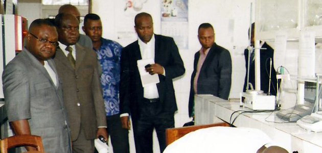 visite PCA Mbala au labo